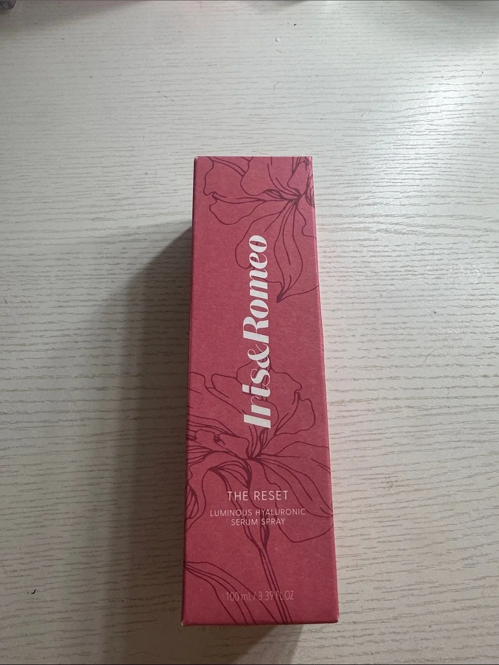 The Reset Luminous Hyaluronic Serum Spray – Pink